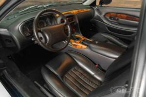 Bild 10/19 von Aston Martin DB 7 (1999)
