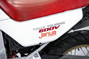 Image 38/47 de Honda XL 600V Transalp (1989)