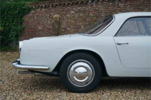 Image 44/50 of Lancia Flaminia GT 2.5 3C Touring (1964)