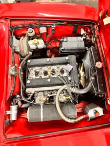 Image 7/29 of Alfa Romeo Giulia 1600 GT Junior (1972)
