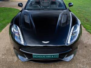 Immagine 16/72 di Aston Martin Vanquish Volante (2016)