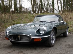 Image 1/28 of Jaguar E-Type V12 (1972)