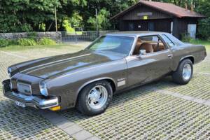 Image 1/8 of Oldsmobile Cutlass Supreme (1973)
