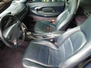 Bild 7/14 von Porsche 911 Carrera 4 (2000)
