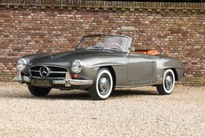Image 10/50 of Mercedes-Benz 190 SL (1960)