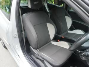 Bild 10/18 von Renault Clio Gordini R.S. (2010)