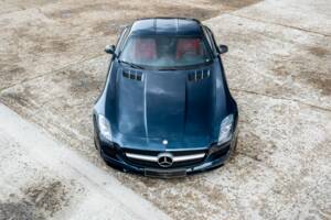 Afbeelding 5/38 van Mercedes-Benz SLS AMG (2010)