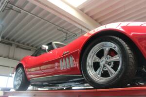 Obraz 9/50 pojazdu Chevrolet Corvette Stingray (1969)