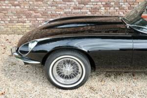 Afbeelding 17/50 van Jaguar E-Type V12 (1974)