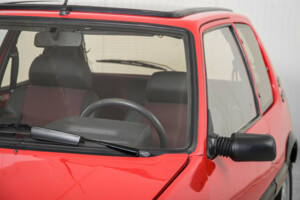 Image 23/50 de Peugeot 205 GTi 1.6 (1986)