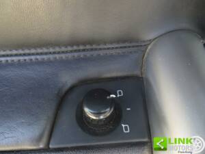 Bild 27/40 von Audi TT 1.8 T (2000)