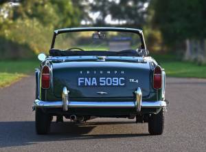 Immagine 11/50 di Triumph TR 4 (1965)