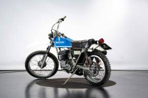 Image 2/50 of Ducati DUMMY (1976)