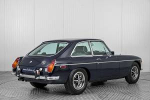 Immagine 2/50 di MG MGB GT (1972)