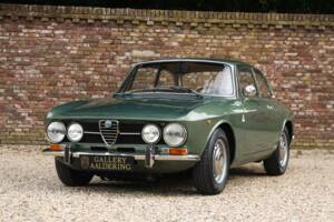 Bild 48/50 von Alfa Romeo 1750 GT Veloce (1971)
