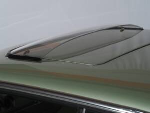 Image 13/66 of Mercedes-Benz 450 SLC (1977)