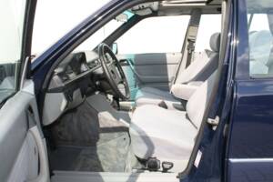 Bild 3/17 von Mercedes-Benz 230 TE (1986)