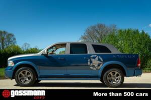 Imagen 5/15 de Dodge Ram 1500 Aznom Atulux (2015)
