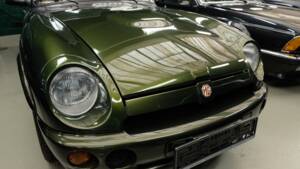 Bild 10/25 von MG RV8 (1995)