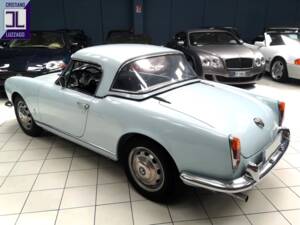 Image 6/49 of Alfa Romeo Giulietta Spider (1963)