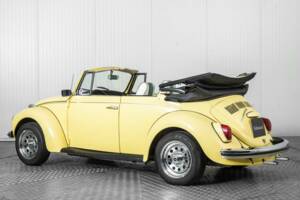 Immagine 6/50 di Volkswagen Käfer 1302 (1971)