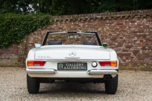 Image 40/50 de Mercedes-Benz 280 SL (1971)