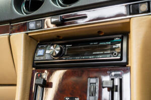 Image 31/59 of Mercedes-Benz 300 SL (1989)