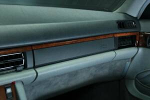 Afbeelding 25/50 van Mercedes-Benz 560 SEC (1991)