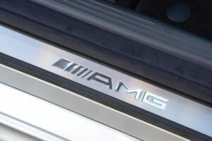 Imagen 23/100 de Mercedes-Benz E 55 AMG (2003)