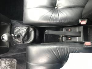 Bild 27/34 von Volvo 245 GL D (1986)
