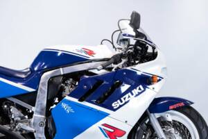 Bild 17/50 von Suzuki DUMMY (1988)