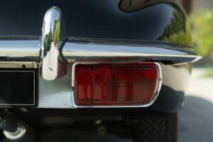 Obraz 14/50 pojazdu Jaguar E-Type (1968)