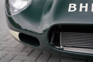 Image 29/50 of Lister Knobbly (1959)