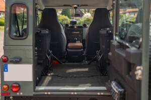 Image 23/42 of Land Rover Defender 90 (2015)