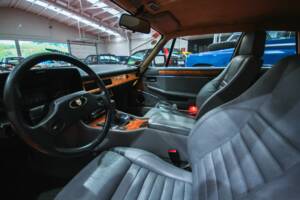 Image 9/16 of Jaguar XJ-S 3.6 (1988)