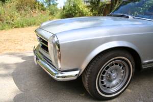 Image 17/37 of Mercedes-Benz 280 SL (1969)