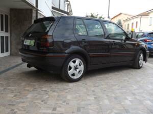 Bild 11/50 von Volkswagen Golf III 2.0 16V GTI (1993)