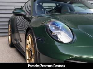 Image 32/34 of Porsche 911 GT3 (1900)
