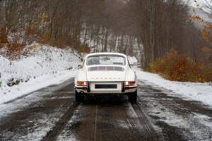 Bild 8/13 von Porsche 911 2.2 E (1970)