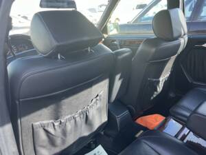 Immagine 33/44 di Mercedes-Benz E 500 (1993)