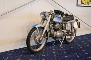 Bild 21/31 von Mondial 175 Turismo Veloce (1959)
