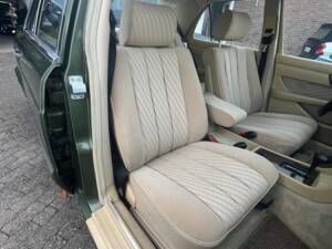 Bild 20/24 von Mercedes-Benz 280 SE (1982)