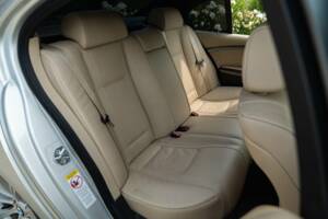 Image 25/50 de BMW 745d (2005)