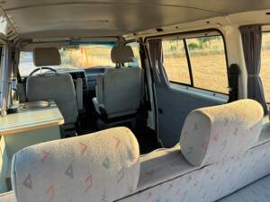 Image 13/16 of Volkswagen T4 Kombi 2.4 D (1991)