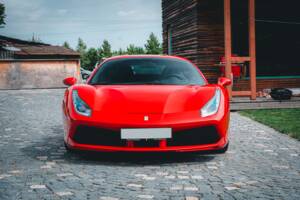 Image 10/56 of Ferrari 488 GTB (2020)