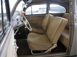 Image 17/27 of Volkswagen Beetle 1200 Standard &quot;Oval&quot; (1955)