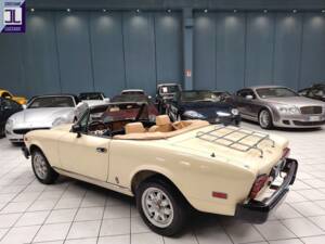 Image 14/64 of FIAT Spider 2000 (1982)