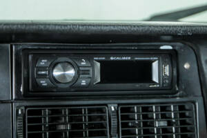 Image 24/50 of Volvo 245 GLE (1982)