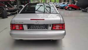 Image 40/41 de Mercedes-Benz SL 320 (1998)
