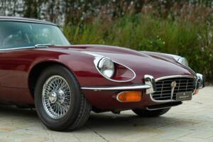 Afbeelding 17/50 van Jaguar E-Type V12 (2+2) (1972)